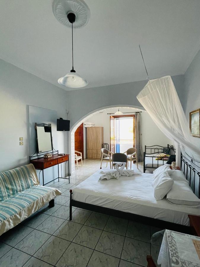 Gialos Rooms Elafonissos Esterno foto